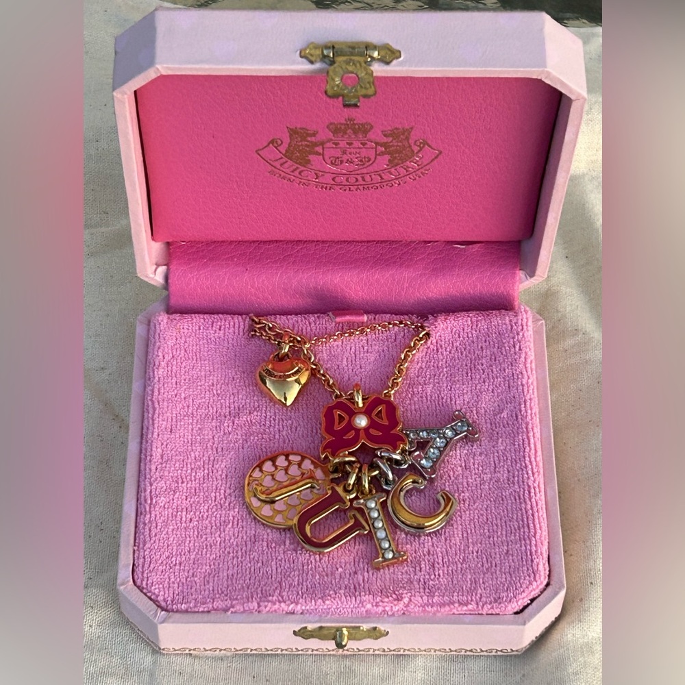 RARE! Y2K JUICY COUTURE Icon Cluster Necklace w/Box
